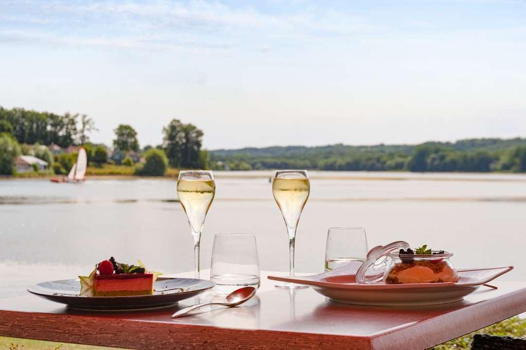 Hotel Du Golf De L'Ailette, The Originals Relais Chamouille Restaurant photo